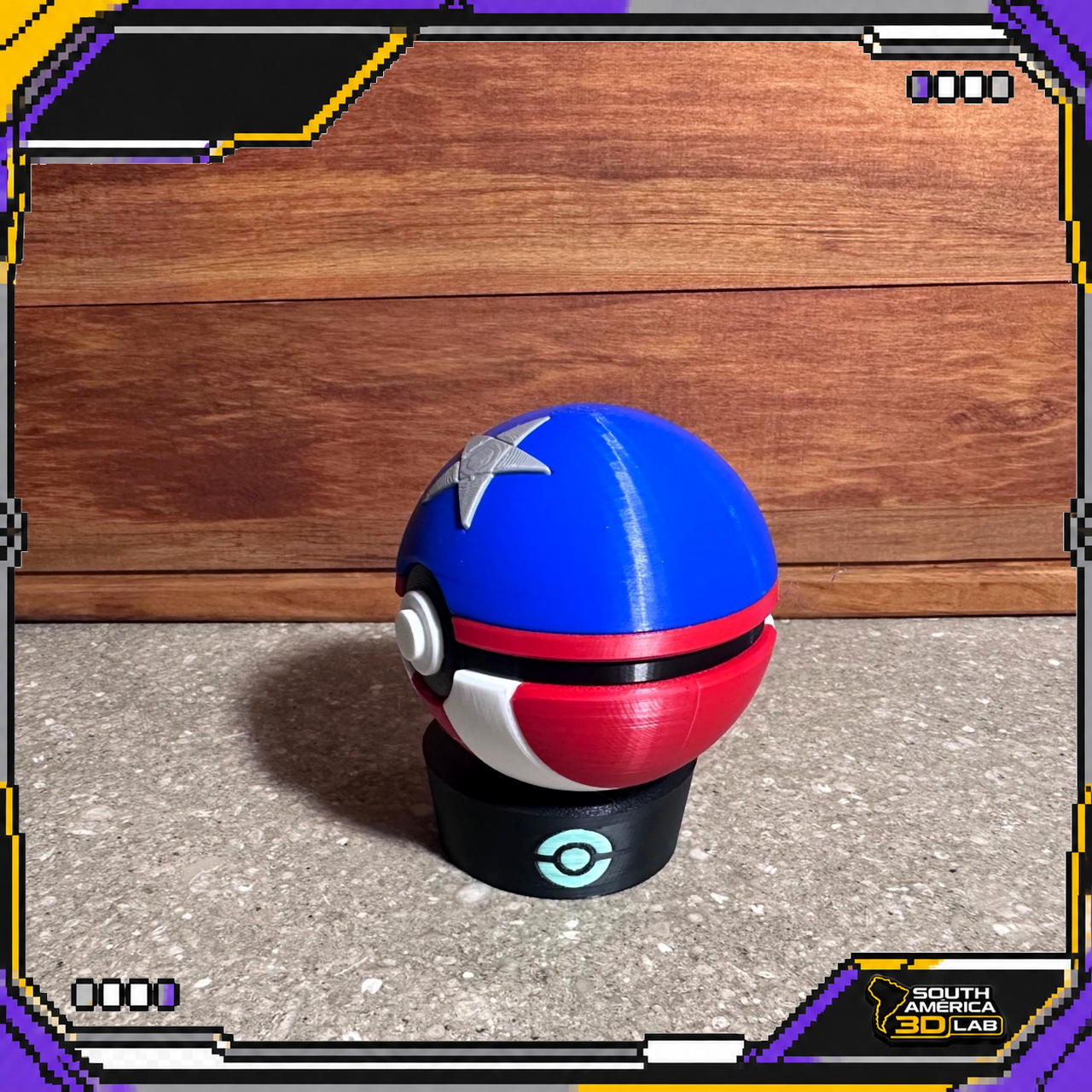 Captain America-inspired crossover Poké Ball, second side view